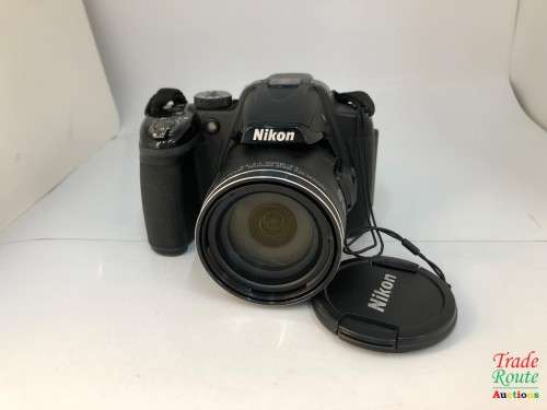 Nikon Coolpix P520 Camera - Black (18.1MP, 42xZoom, 24mm Wide Lens) 3.2 inch LCD Digital Camera