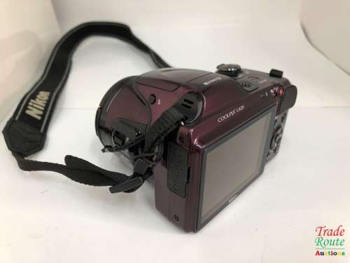 Nikon Coolpix L820 Digital Camera 16 Megapixels 30x Optical Zoom 7.6 cm (2.7 Inch) LCD Monitor IS