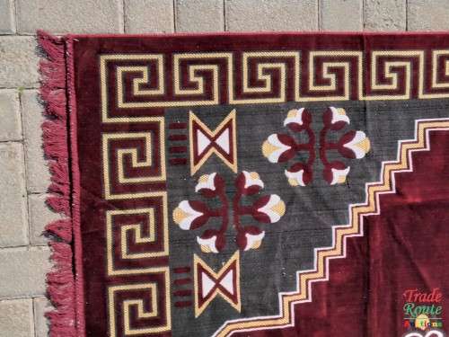 Modern Turkish Hali Carpet - Made in Turkey - 2.50 x 1.60 Meters