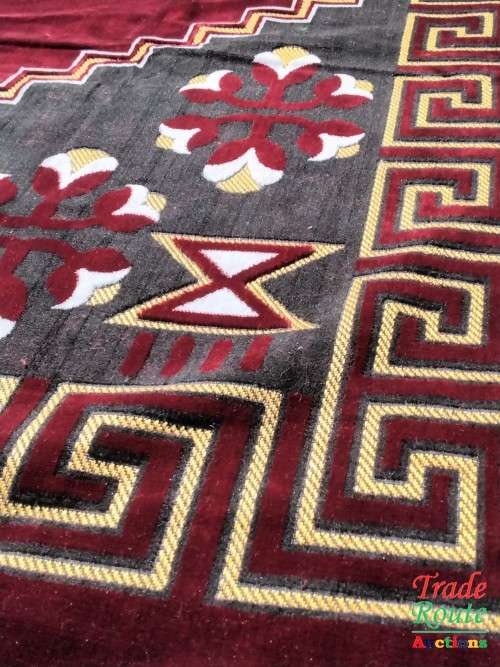 Modern Turkish Hali Carpet - Made in Turkey - 2.50 x 1.60 Meters