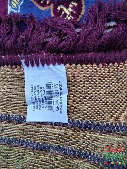 Very Fine Modern and Stunning Turkish Hali Carpet - Made in Turkey - 3.0 x 2.0 Meters