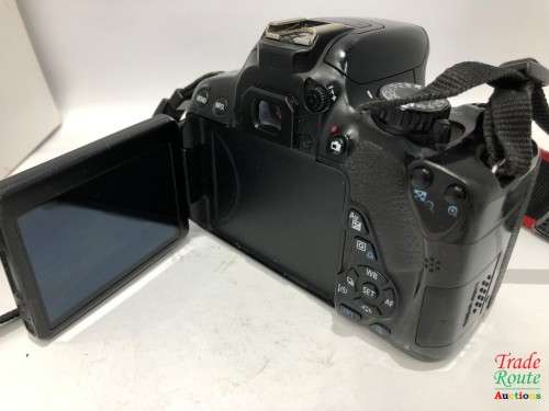 Canon EOS 650D Digital SLR Camera - Black (Body Only) - 18.0 MP [ MEMORY CARD SLOT FAULTY]