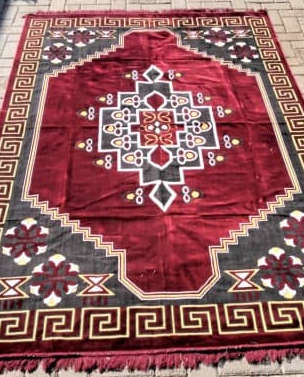 Modern Turkish Hali Carpet - Made in Turkey - 2.50 x 1.60 Meters