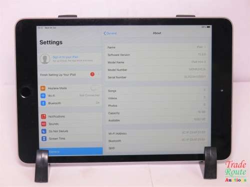 APPLE IPAD MINI 3  RETINA DISPLAY A1599 *** IPAD MINI 3 ****