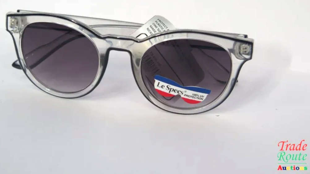 Le Specs LES - 018-158 Polarized Sunglass - with Hard Case