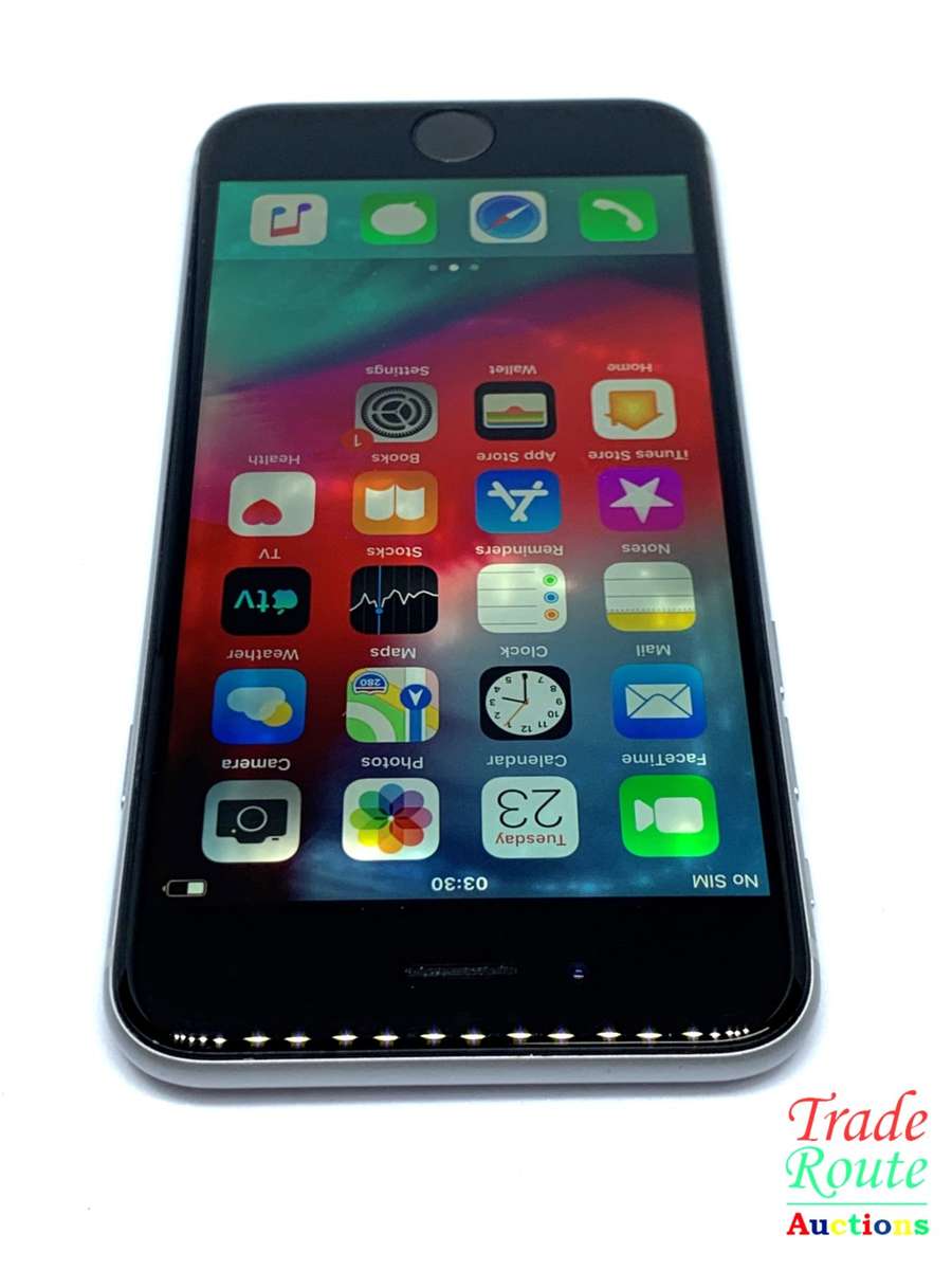 Apple iPhone 6 Space Grey (Pre Owned) SmartPhone (Screen Faded in some areas)