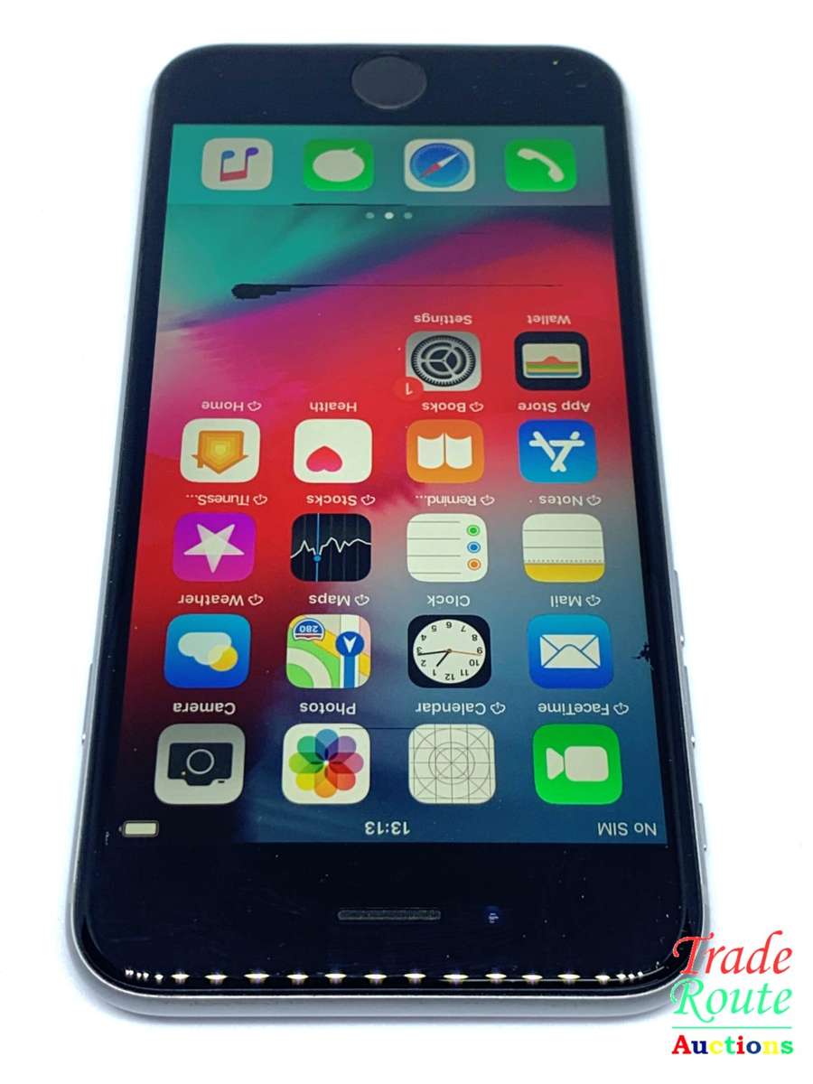 Apple iPhone 6 Space Grey (Pre Owned) SmartPhone (Marks on Screen)