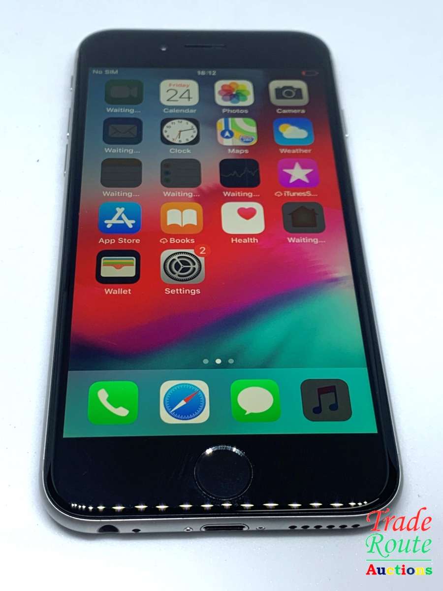 Apple iPhone 6 Space Grey (Pre Owned) SmartPhone (Unlocked to All networks)