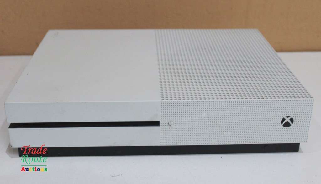 XBOX One S Console (WHITE) Model 1681 [ Salvage Stock for Spares/Repairs ]