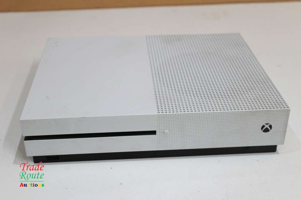 XBOX One S Console (WHITE) Model 1681 [ Salvage Stock for Spares/Repairs ]