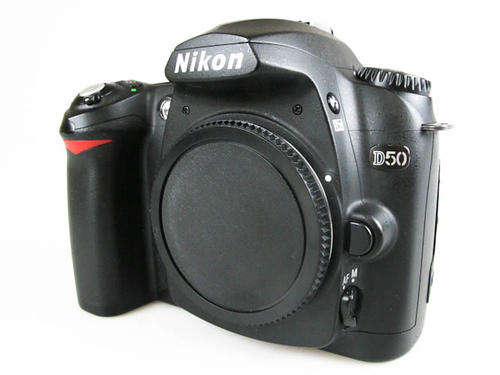 NIKON D50 Digital SLR Camera (BODY ONLY) - PROFESSIONAL DSLR BODY