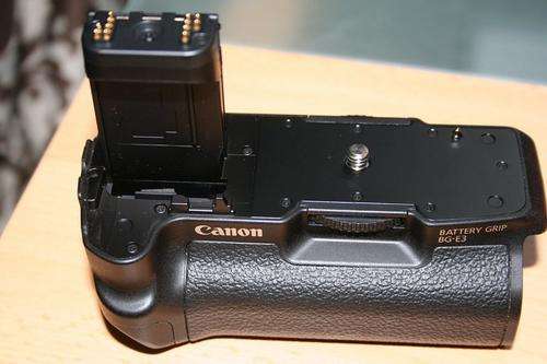 Canon BG-E3 Original Battery Grip (for Canon 350D / 400D DSLR CAMERAS )