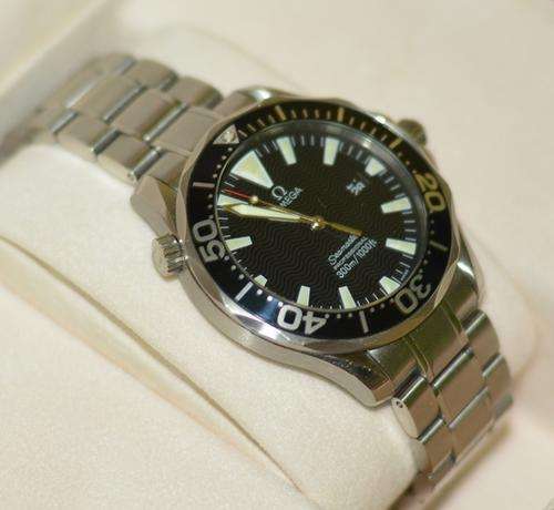 OMEGA Seamaster Professional Diver Date Men's BLACK Dial Watch Swiss Made  **** OMEGA SEAMASTER ****