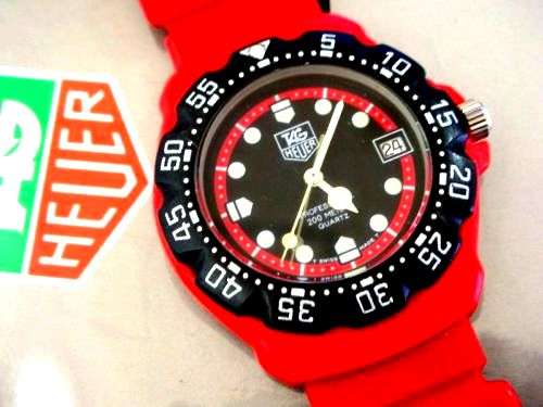 TAG HEUER F1 CLASSIC RED Date Quartz Men's Watch - Swiss Made