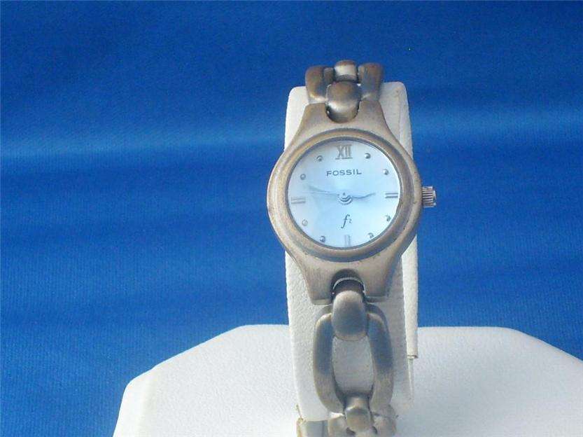 Fossil  ES  9021 Ladies  Bracelet Watch