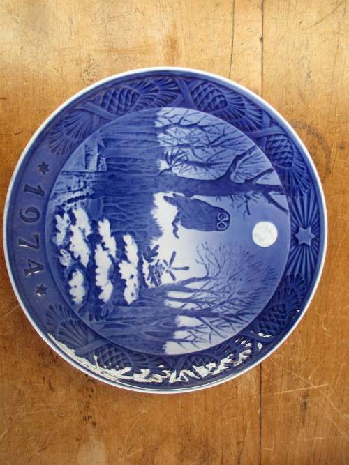 TWO DISPLAY PLATES ROYAL COPENHAGEN DENMARK  GOING HOME FOR CHRISTMAS AND WINTER TWILIGHT