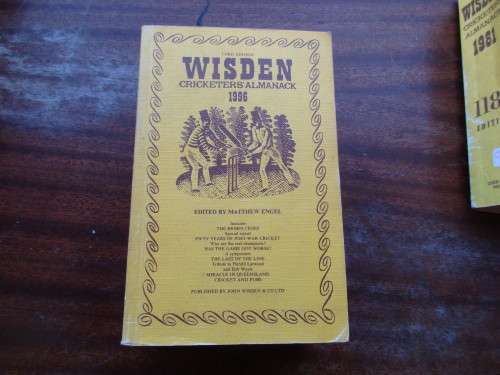 4 WISDEN CRICKETERS ALMANACKS 1996,1981,2015 AND 2004