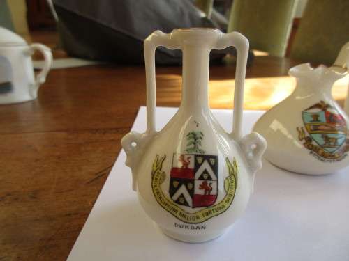 COLLECTION 4  MINIATURE  CHINA URNS AND A JUG