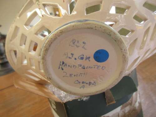 BEAUTIFUL ZENITH GOUDA BASKET HANDPAINTED