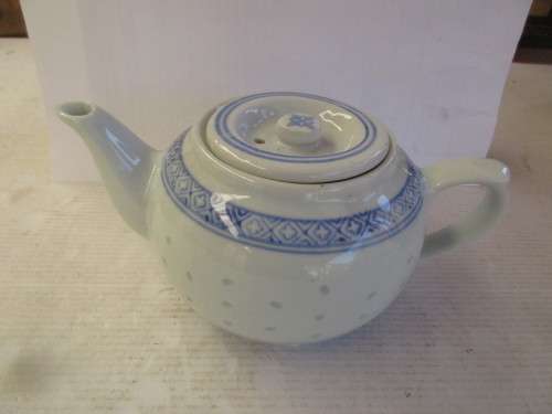 CHINESE ZHONGGUO JINGDEZHEN TEAPOT 1970'S