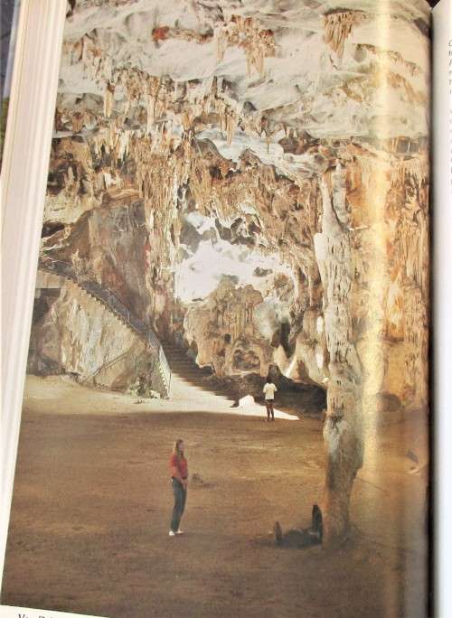 DISCOVERING SOUTHERN AFRICA T V BULPIN  1986