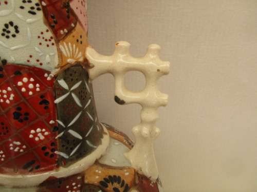 ABSOLUTELY BEAUTIFUL JAPANESE  HANDPAINTED ENAMEL  UNDERGLAZE MORIAGE  TWIN HANDLED VASEc 1950