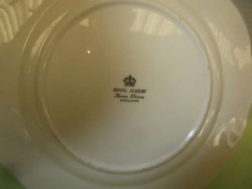 ROYAL ALBERT BISCUIT PLATE