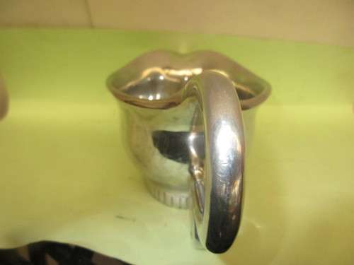 BEAUTIFUL BIG  CAROL  BOYES CAST ALUMINIUM  GRAVY BOAT