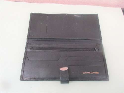 GENUINE BLACK  LEATHER  WALLET