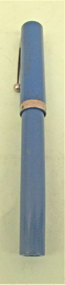SHAEFFER BLUE  CARTRIDGE FOUNTAIN PEN  M NIB  c 1990