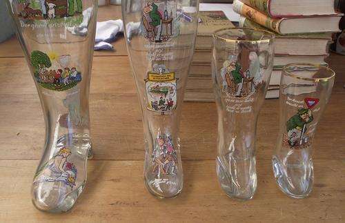 BOOT SET OF FOUR GLASSES