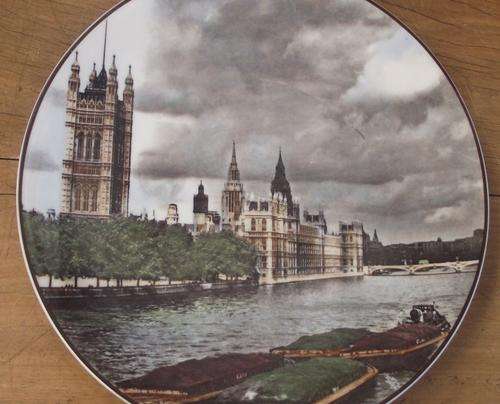 ROYAL DOULTON PLATE HOUSES OF PARLIAMENT