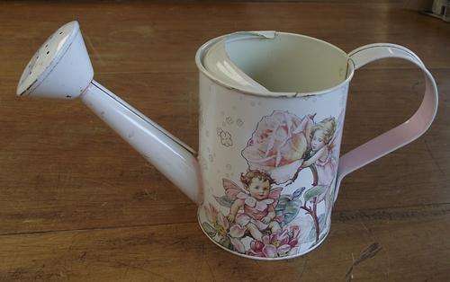 METAL WATERING CAN