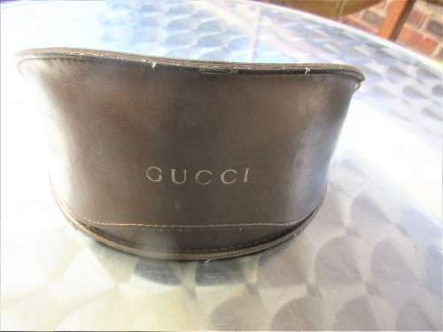 STUNNING GUCCI SUNGLASSES WITH ORIGINAL CASE