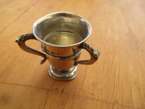 BEAUTIFUL BRIMINGHAM SILVER 1939 THREE HANDLED TOOTHPICK HOLDER LEVI AND SALAMAN 15 GRAMS