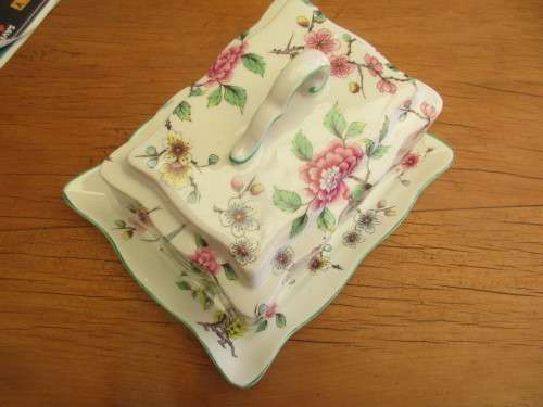 JAMES KENT OLD FOLEY BUTTER DISH WITH LID