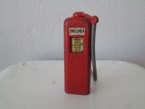 DINKY TOYS Shellmax gas pump