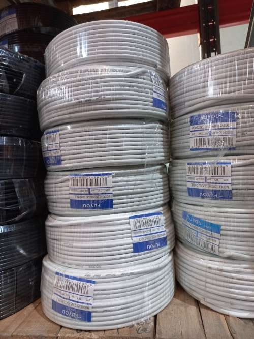 1.5mm Surfix White WW1501 Flat Twin + Earth P/M