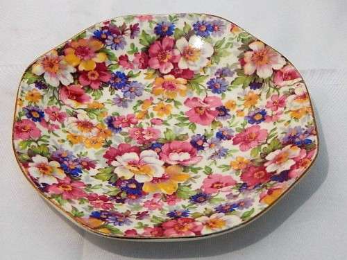 A BEAUTIFUL JAMES KENT TEACUP AND SAUCER /DU BARRY FLORAL PATTERN