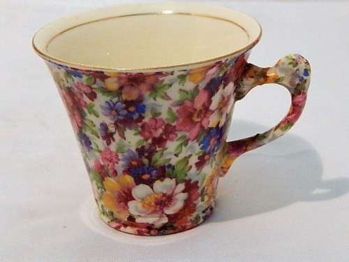 A BEAUTIFUL JAMES KENT TEACUP AND SAUCER  /DU BARRY FLORAL PATTERN