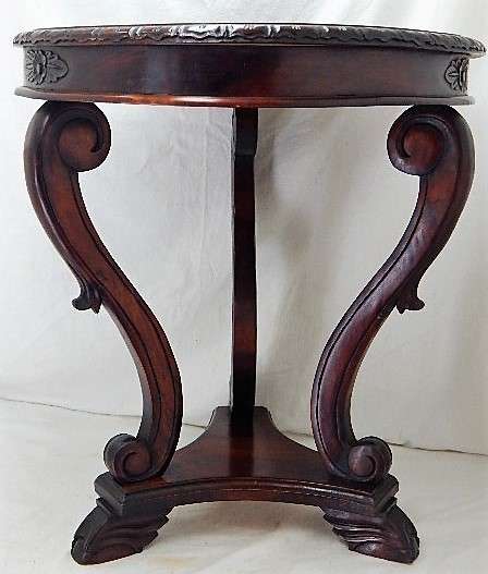 A BEAUTIFUL ROUND SIDE TABLE