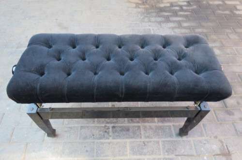 A LOVELY ADJUSTABLE PIANO STOOL