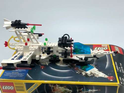 VINTAGE LEGOLAND 6780 WITH BOX AND PAMPHLET 1985