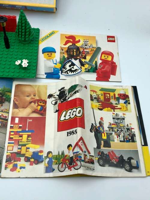 VINTAGE LEGOLAND 6370 WITH BOX AND PAMPHLET