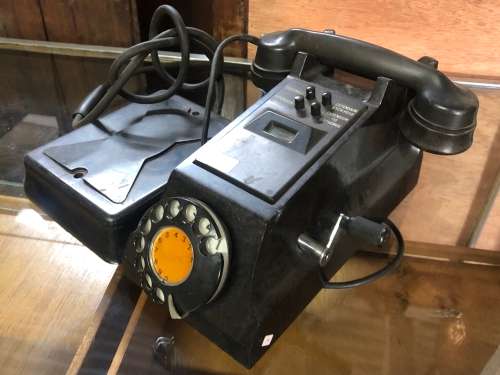 UNUSUAL VINTAGE BAKELITE TELEPHONE EXCHANGE