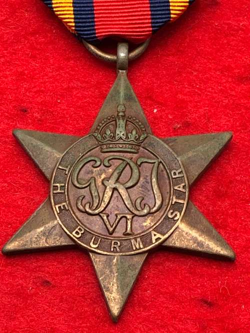 D17) BURMA STAR WITH PACIFIC STAR CLASP