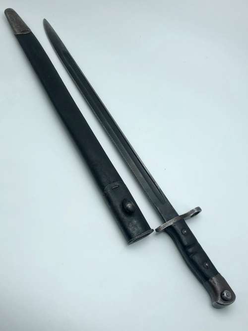 BB1) USA REMINGTON 1913 BAYONET AND SCABBARD