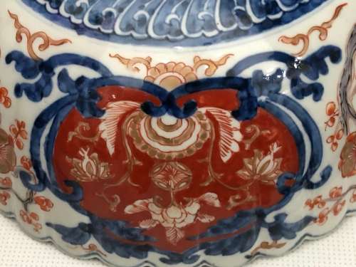 STUNNING 1800s IMARI BOWL (SIGNED)