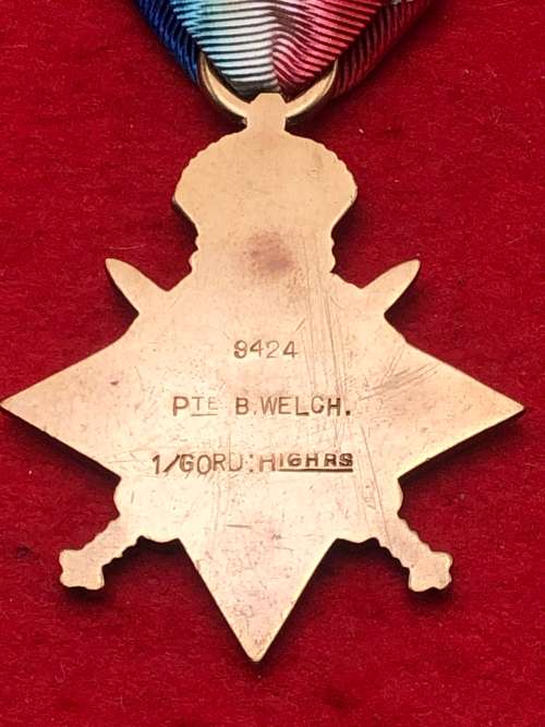 D1) 1914 MONS STAR WITH 5th AUGUST- 22 NOV BAR 9424 PTE B WELCH GORDONS HIGHLANDERS