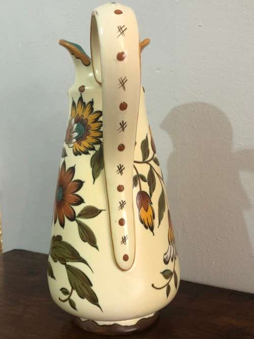 LARGE ROYALZUID GOUDA JUG WITH HANDLE